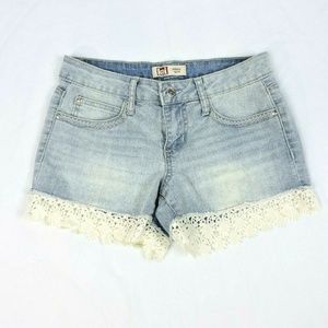 L.E.I. Blue Jeans Juniors Size 1 Ashley Low Rise